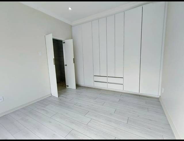4 BEDROOM HOUSE FOR SALE IN FOUNTAINS ESTATE